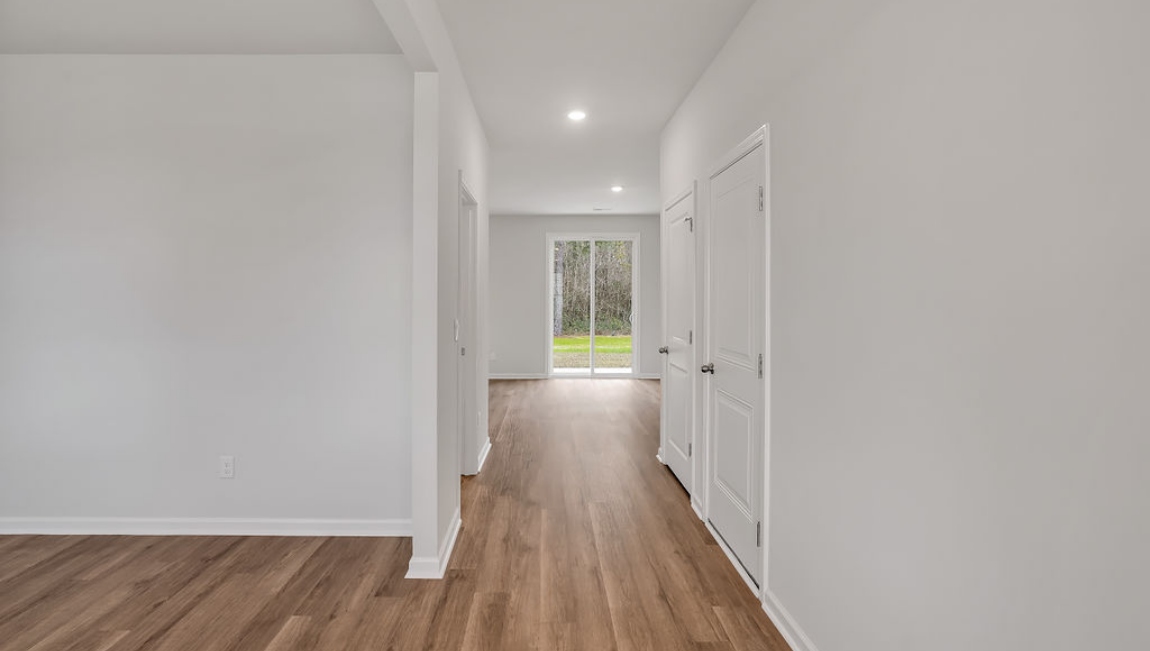 Homes in Leland NC. Grayson Park. The Glynn floorplan works wonders for a functional family that requires 4 bedrooms, 2.5 bath, a flex room, and all the space and storage in between this 2350 sq. ft floorplan.