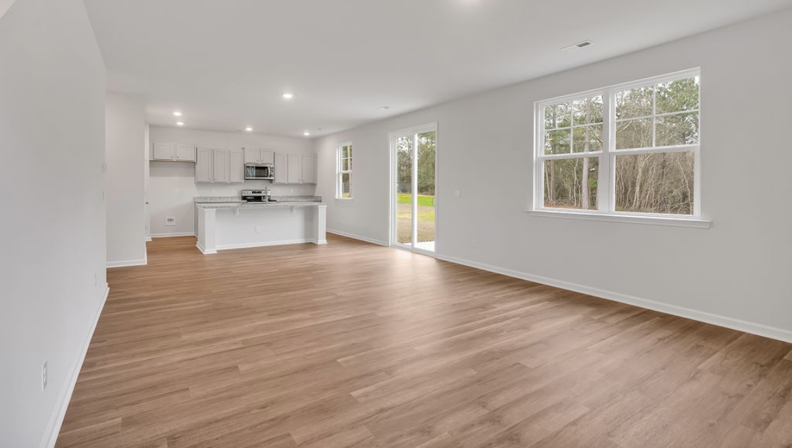 Homes in Leland NC. Grayson Park. The Glynn floorplan works wonders for a functional family that requires 4 bedrooms, 2.5 bath, a flex room, and all the space and storage in between this 2350 sq. ft floorplan.