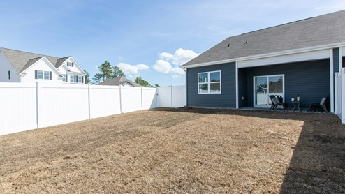 New Townhomes in leland NC. Grayson Park. Belmont townhomes offer 1-story living with all the features you expect. This 3-bedroom 2 bath townhome comes standard with LVT flooring, granite countertops in the kitchen and an open floor plan.