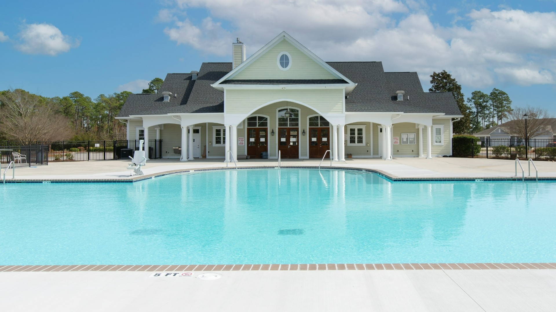 The new lineup of amenities that include Pickleball Courts, Bocce Court, Splash Pad for the kids, Dog Park and a Walking Trail.  Homeowners have access to a range of amenities such as a well-equipped clubhouse, a fitness room, a spacious competition swimming pool, a kiddie pool, a hot tub, a sports court, a playground, and picturesque nature trails for walking.