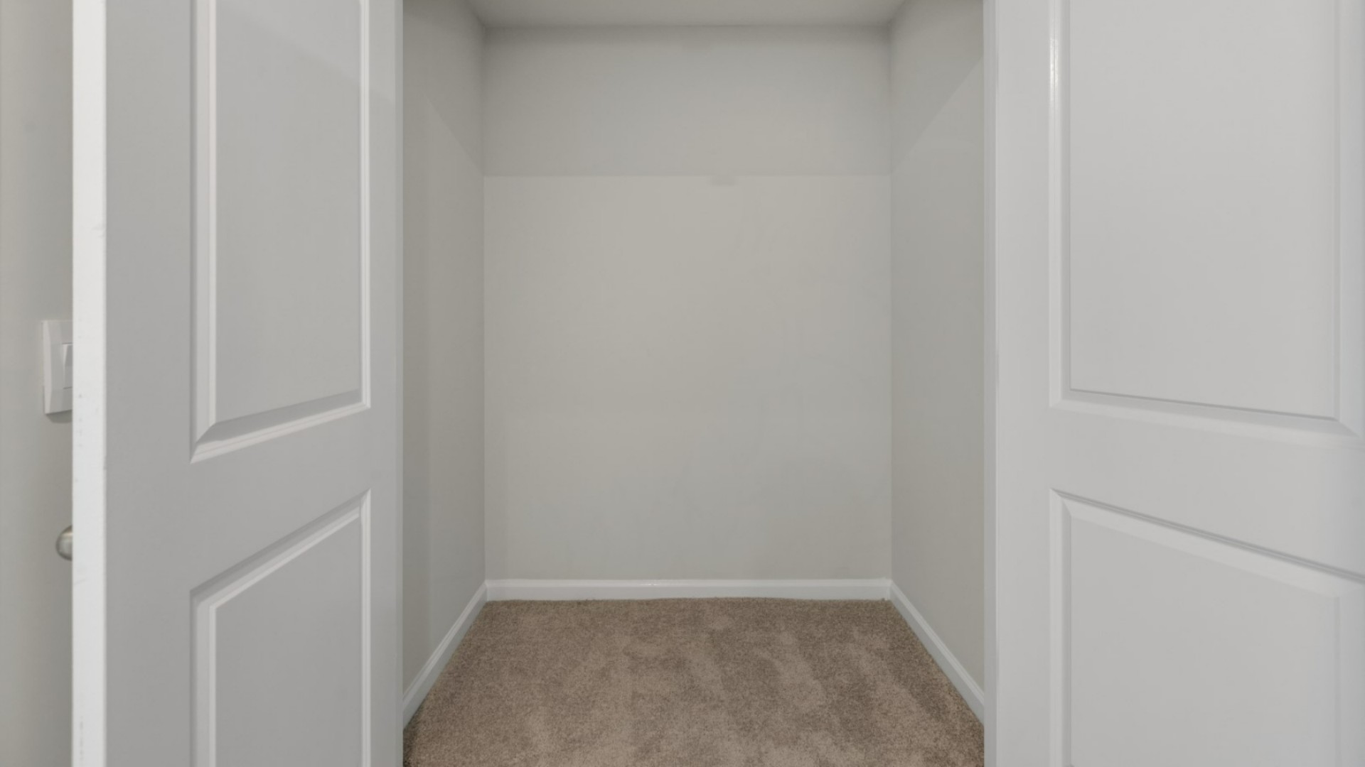 New Homes in Leland NC. Townhomes. Grayson Park. The Pearson is a two-story townhome with 3 bedrooms, 2.5 Baths, and 1 car garage in a prime location