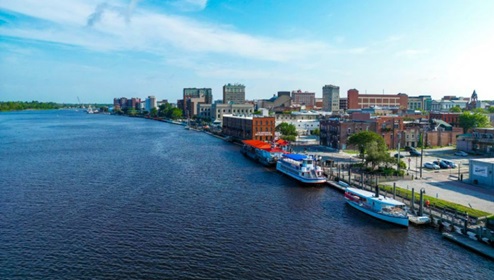 Explore the Wilmington, NC River District, bustling with locally-owned shops, restaurants and nightlife and enjoy breathtaking views of the Cape Fear River. Wilmington is a port city in North Carolina