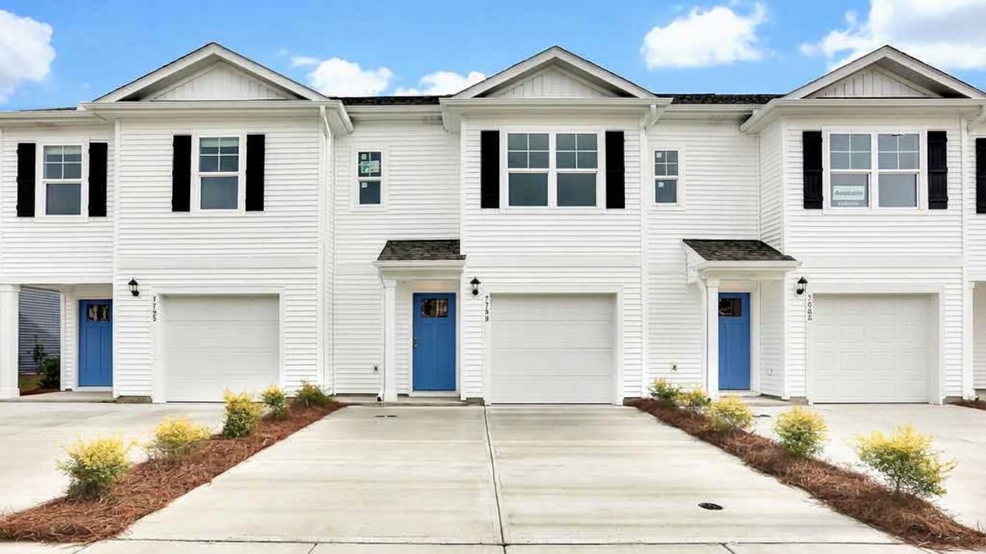 The Pearson floor plan is a 3-bedroom, 2.5-bath, 1,418 sq ft gem that combines modern convenience with style and charm.