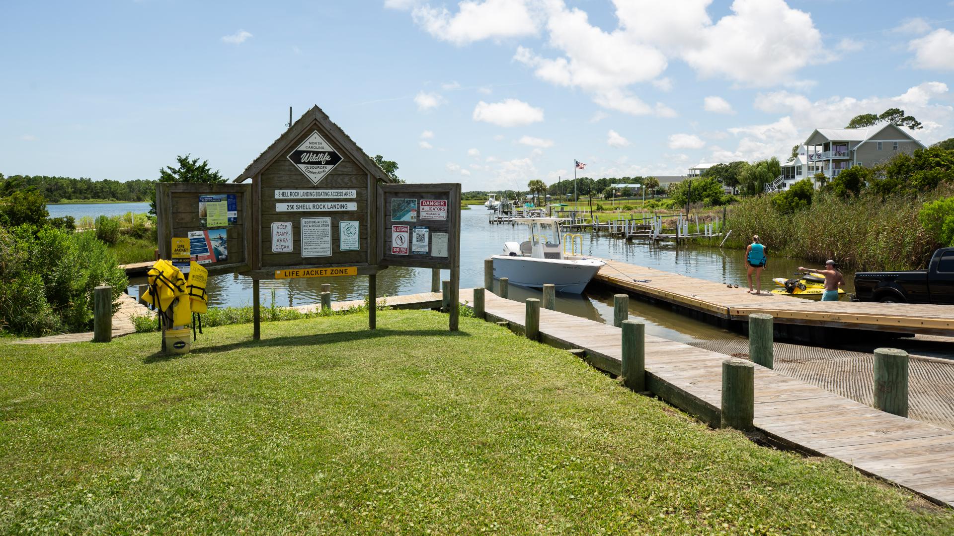 Jacksonville, NC, is special for its significant Marine Corps presence, Camp Lejeune, making it a young, military-focused city with rich military history reflected in sites alongside coastal access to the New River and Atlantic Ocean, offering outdoor recreation like kayaking, beaches, and blending military heritage with outdoor fun and Southern charm.