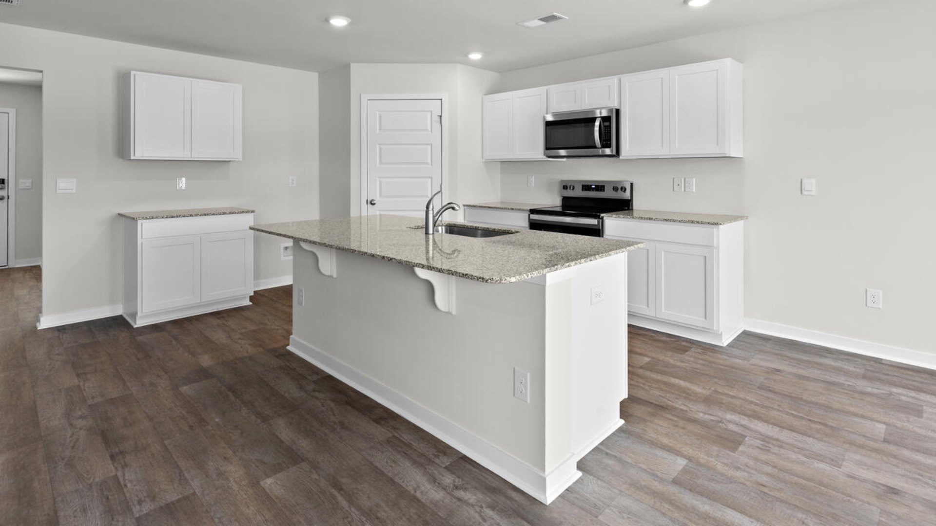The Hayden offers 2,511 square feet with 5 bedrooms, 3 full bathrooms, 2-car garage and is one of our two-story floorplans featured in Brookside in Richlands, North Carolina. With 3 modern exteriors to choose from, the Hayden is sure to turn heads.