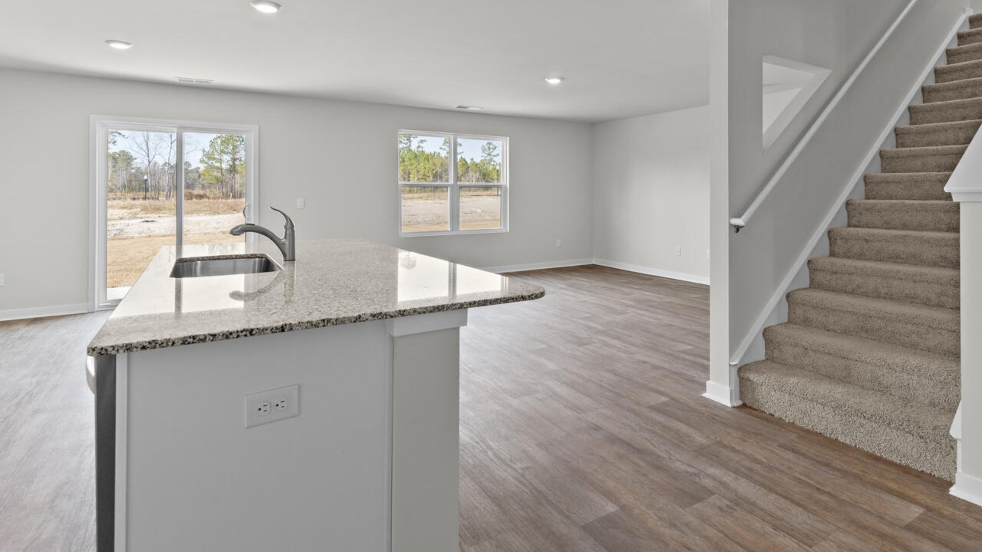 The Hayden offers 2,511 square feet with 5 bedrooms, 3 full bathrooms, 2-car garage and is one of our two-story floorplans featured in Brookside in Richlands, North Carolina. With 3 modern exteriors to choose from, the Hayden is sure to turn heads.