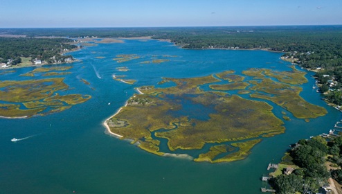 Boaters can reach Sunset Harbor Boat Ramp in just 6 minutes. Golfers have access to numerous world-class courses and resorts. Beach lovers are in for a treat with quick drives to the finest beaches in Brunswick County like Oak Island, Holden Beach, and Ocean Isle in North Carolina