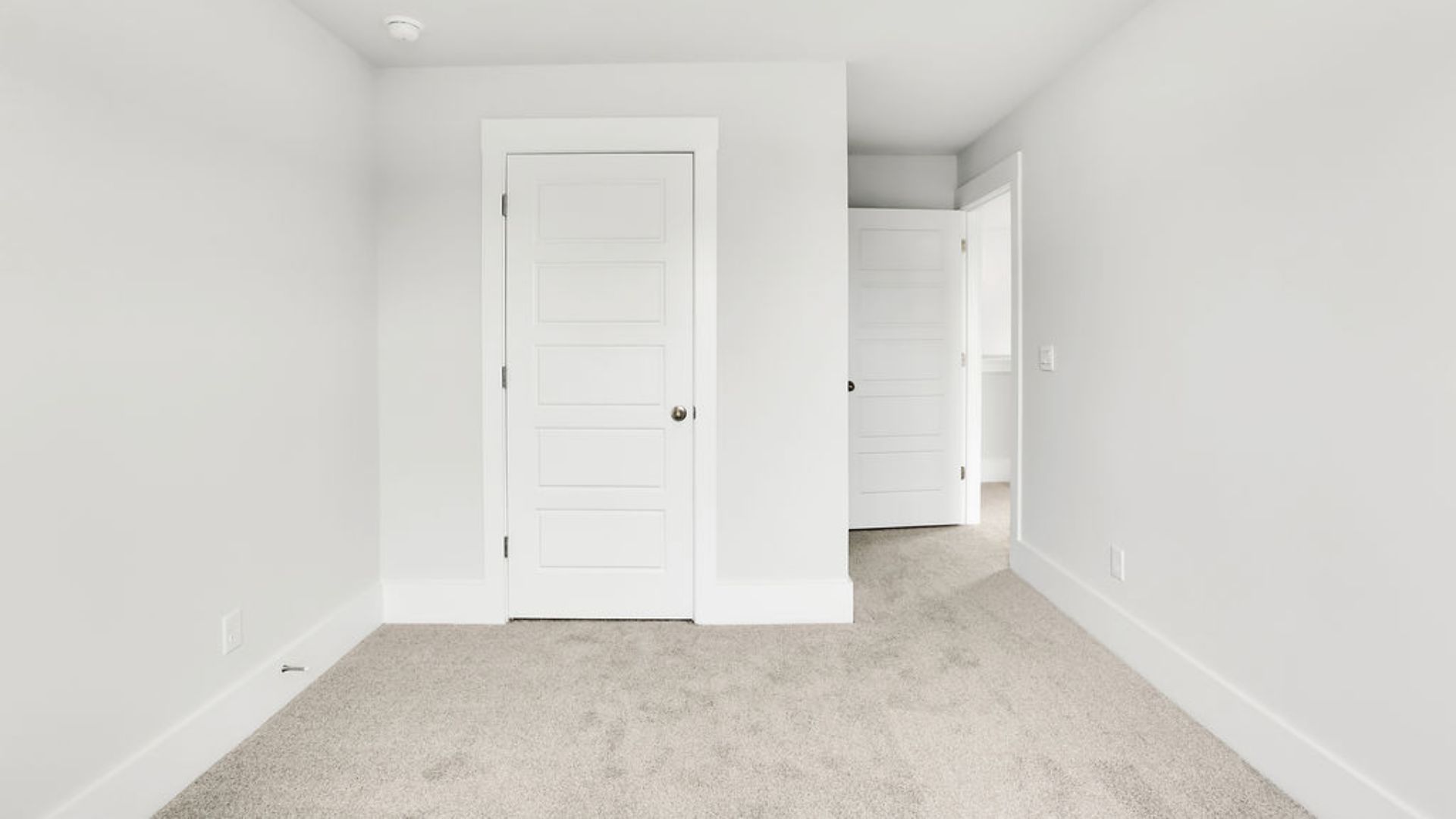 Upstairs you will find the primary bedroom has its own attached bathroom that features a walk-in closet and all the space you need to get ready in the morning.