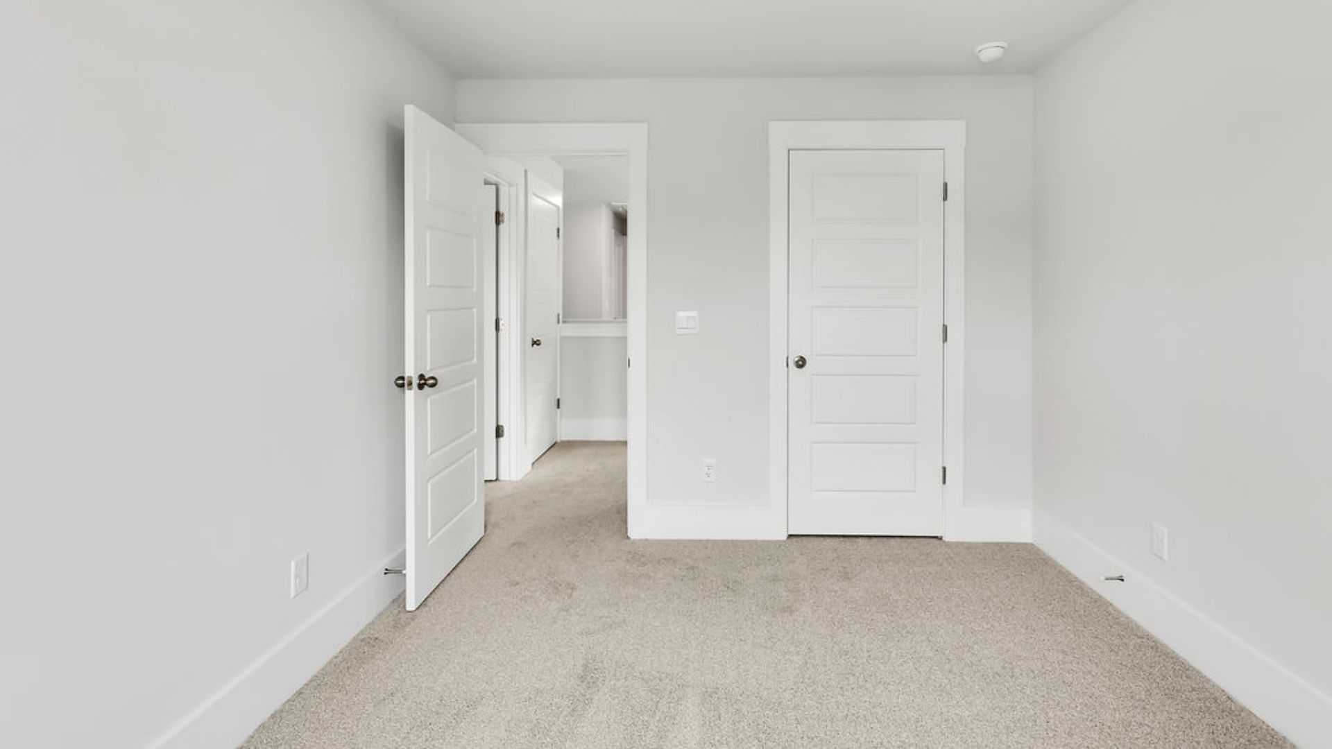 Upstairs you will find the primary bedroom has its own attached bathroom that features a walk-in closet and all the space you need to get ready in the morning.