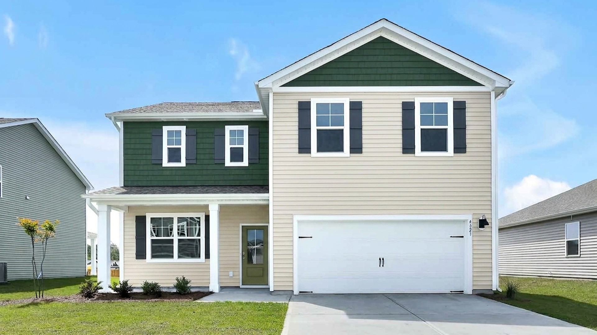 Inside this 4 bedroom, 2.5 bathroom home, you’ll find 2,338 square feet of comfortable living.