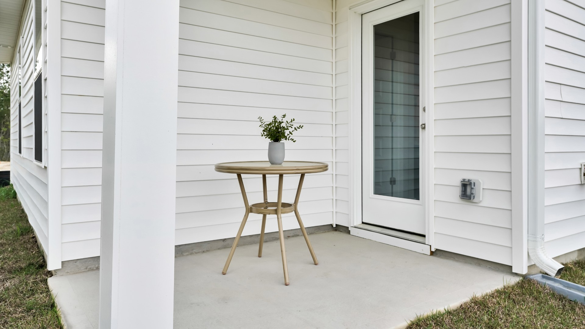 Enjoy the covered porch perfect for entertaining and enjoying the Carolina evenings.