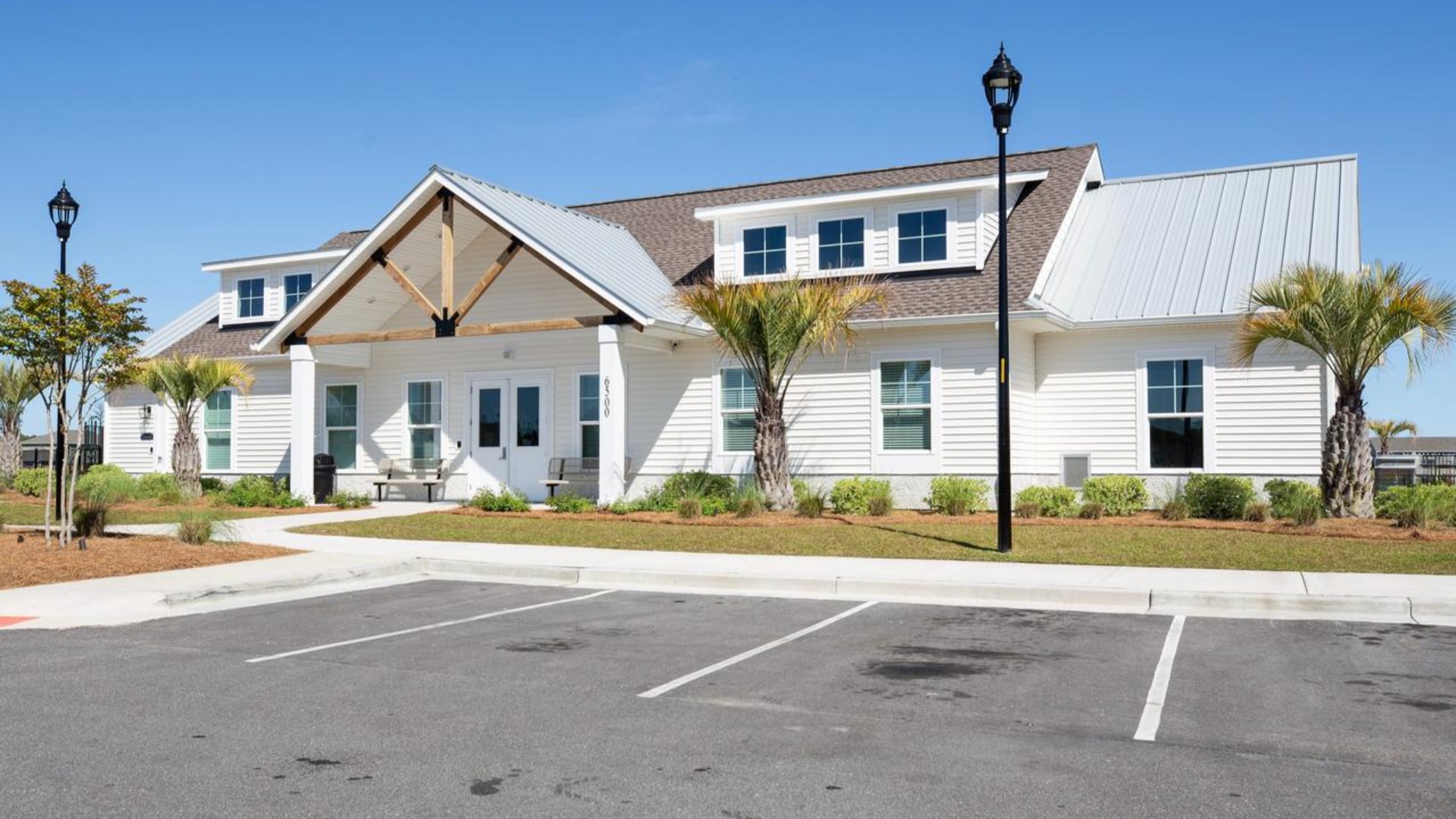 Homeowners will enjoy a resort style swimming pool, clubhouse with fitness room, golf simulator, full kitchen, firepit area, multi-game court, discovery playground and amenity pond.