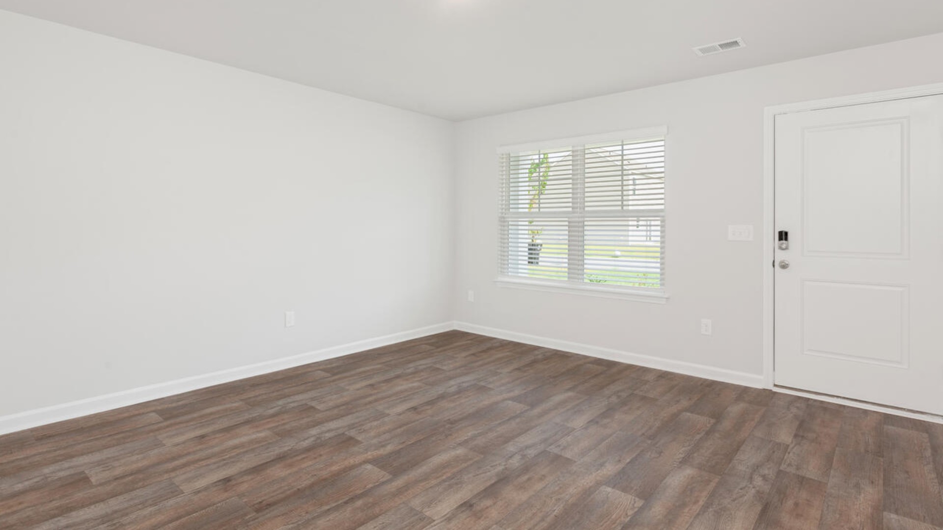 The Brandon offers an open floorplan where the great room leads into the dining room. The adjoining kitchen has a breakfast bar and pantry. Primary Suite with Deluxe Bath. Walk in closet off Primary Bath.