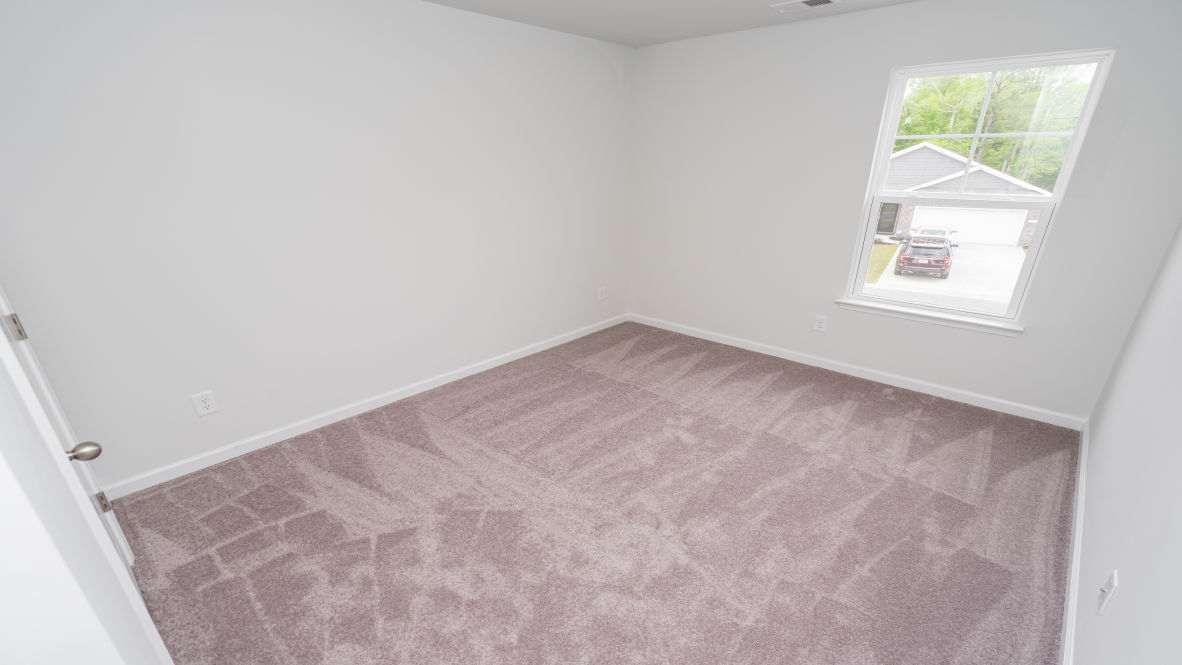There are 3 additional bedrooms, full bath and a laundry room finish off the 2nd floor. In every bedroom you’ll have carpeted floors and a closet in each room.