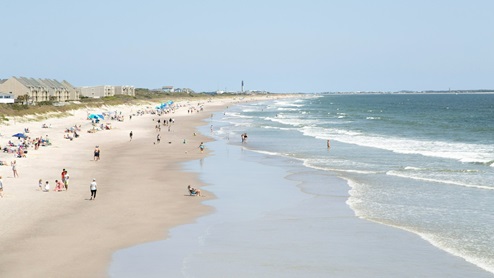 finest beaches in Brunswick County like Oak Island, Holden Beach, and Ocean Isle in North Carolina, as well as Cherry Grove and North Myrtle Beach in South Carolina. Nearby Southport boasts a variety of retail and dining options, both big brands and local favorites.