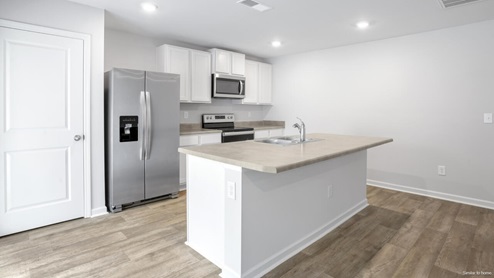 𝗢𝗣𝗘𝗡 𝗖𝗢𝗡𝗖𝗘𝗣𝗧 home. Stainless steel appliances