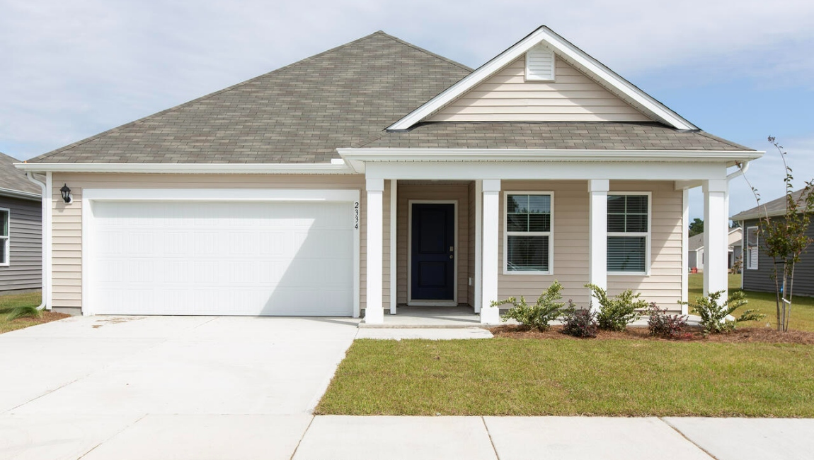 Available Home in Mallory Creek Magnolia Winnabow, NC D.R. Horton