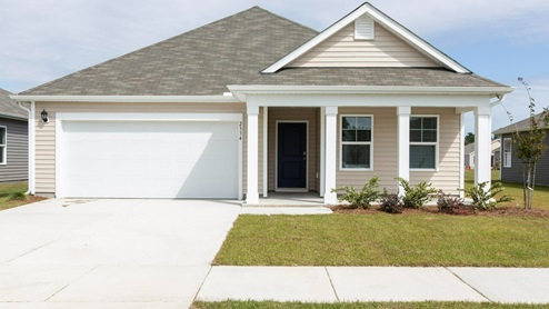 New Homes in Leland NC. Amenities, swimming pool, clubhouse, playground. Smart home package.