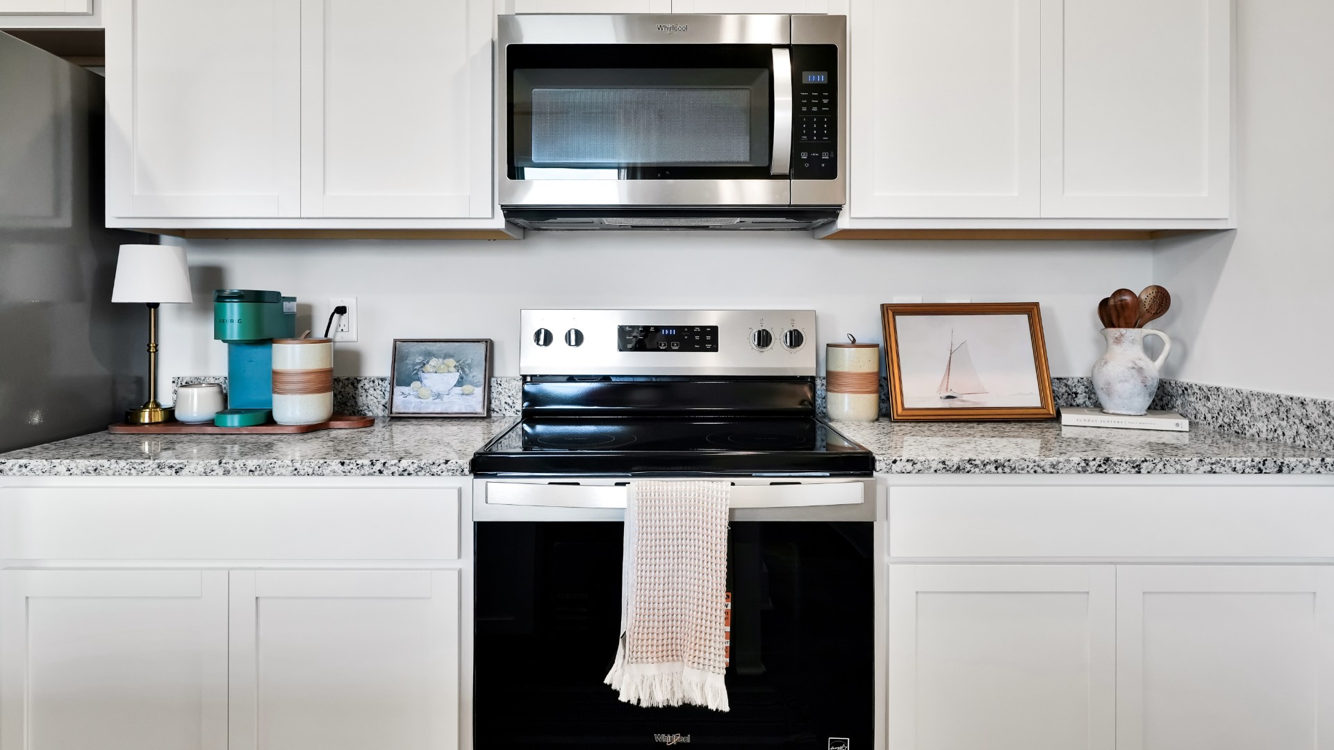 Welcome the Downing a 3-bedroom, 2-bathroom home, you’ll find 1,257 square feet of comfortable living. The living area is an open concept, where your kitchen, living, and dining areas blend seamlessly into a space perfect for everyday living and entertaining.