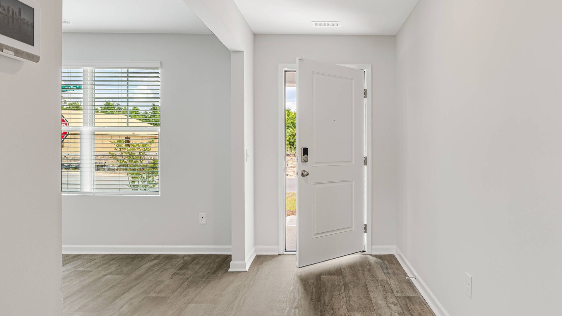 The Hayden is one of our two-story floorplans featured in our Saltgrass Landing community in Winnabow, NC. With 2 modern exteriors to choose from, the Hayden is sure to turn heads. To top it off, its one of our floorplans that offers a 2-car garage.