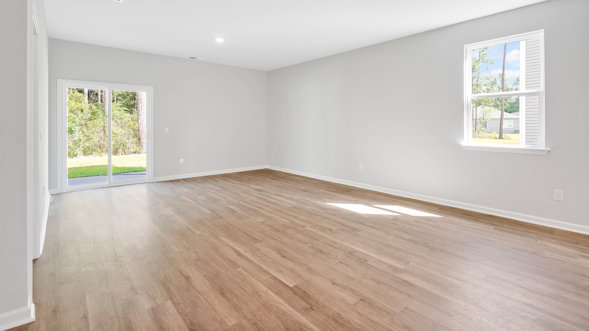 g, and dining areas blend seamlessly into a space perfect for everyday living and entertaining.g, and dining areas blend seamlessly into a space perfect for everyday living and entertaining.
