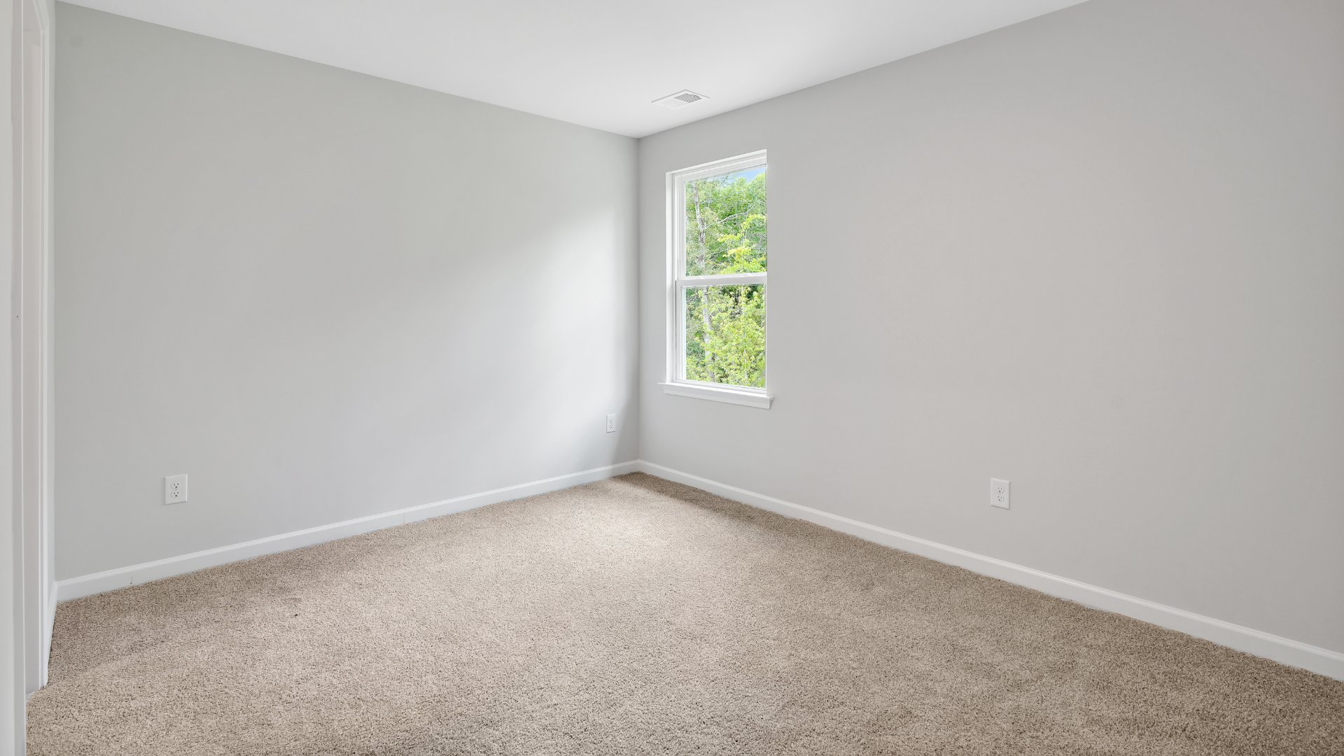 Upstairs is a large bonus room and four additional bedrooms and two full baths. In every bedroom you’ll have carpeted floors and a closet in each room. Whether these rooms become bedrooms, office spaces, or other bonus rooms, there is sure to be comfort.