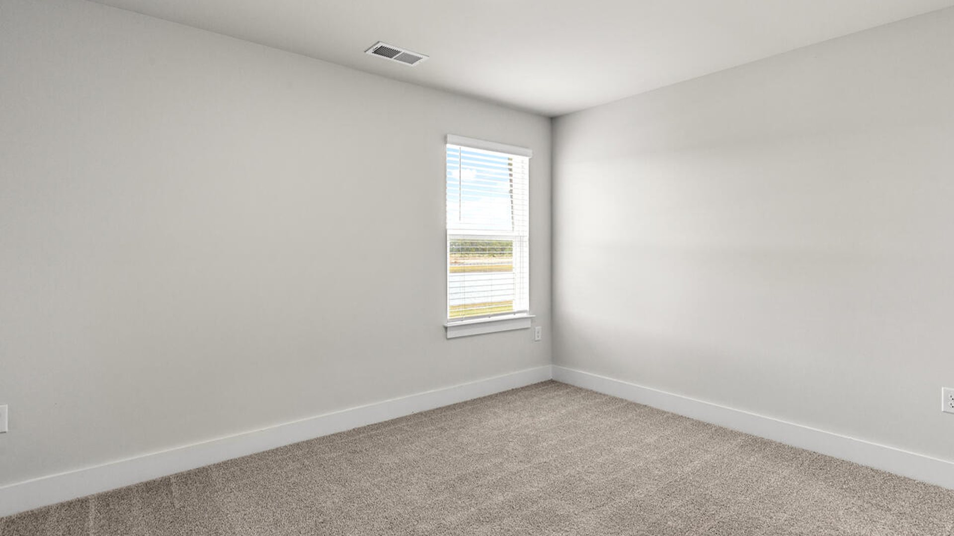 Upstairs is a large bonus room and four additional bedrooms and two full baths. In every bedroom you’ll have carpeted floors and a closet in each room. Whether these rooms become bedrooms, office spaces, or other bonus rooms, there is sure to be comfort.