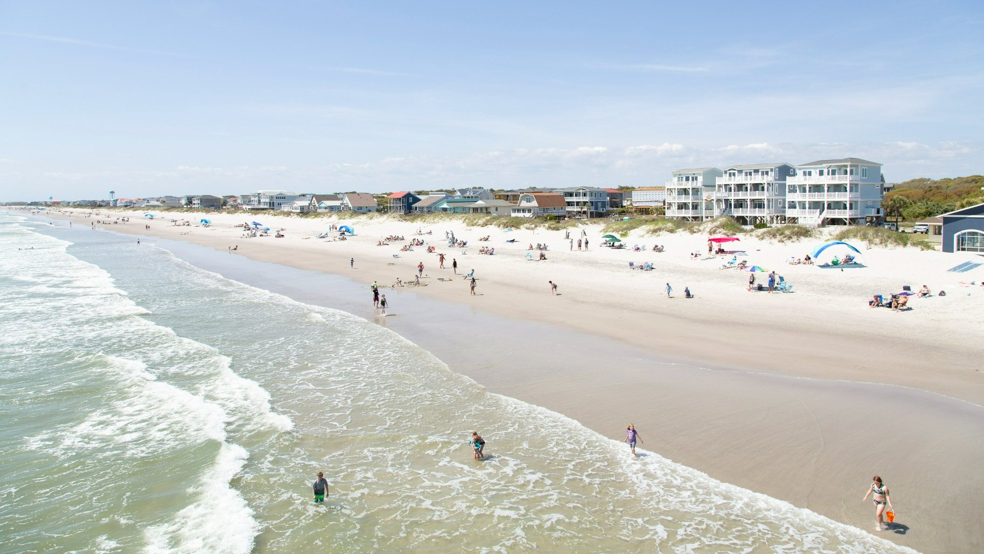 Renowned for its stunning beaches, the region is a haven for water sports enthusiasts. Boaters can reach Sunset Harbor Boat Ramp in just 15 minutes. Golfers have access to numerous world-class courses and resorts. Beach lovers are in for a treat with quick drives to the finest beaches in Brunswick County like Oak Island, Holden Beach, and Ocean Isle in North Carolina, as well as Cherry Grove and North Myrtle Beach in South Carolina. Nearby Southport boasts a variety of retail and dining options, both big brands and local favorites