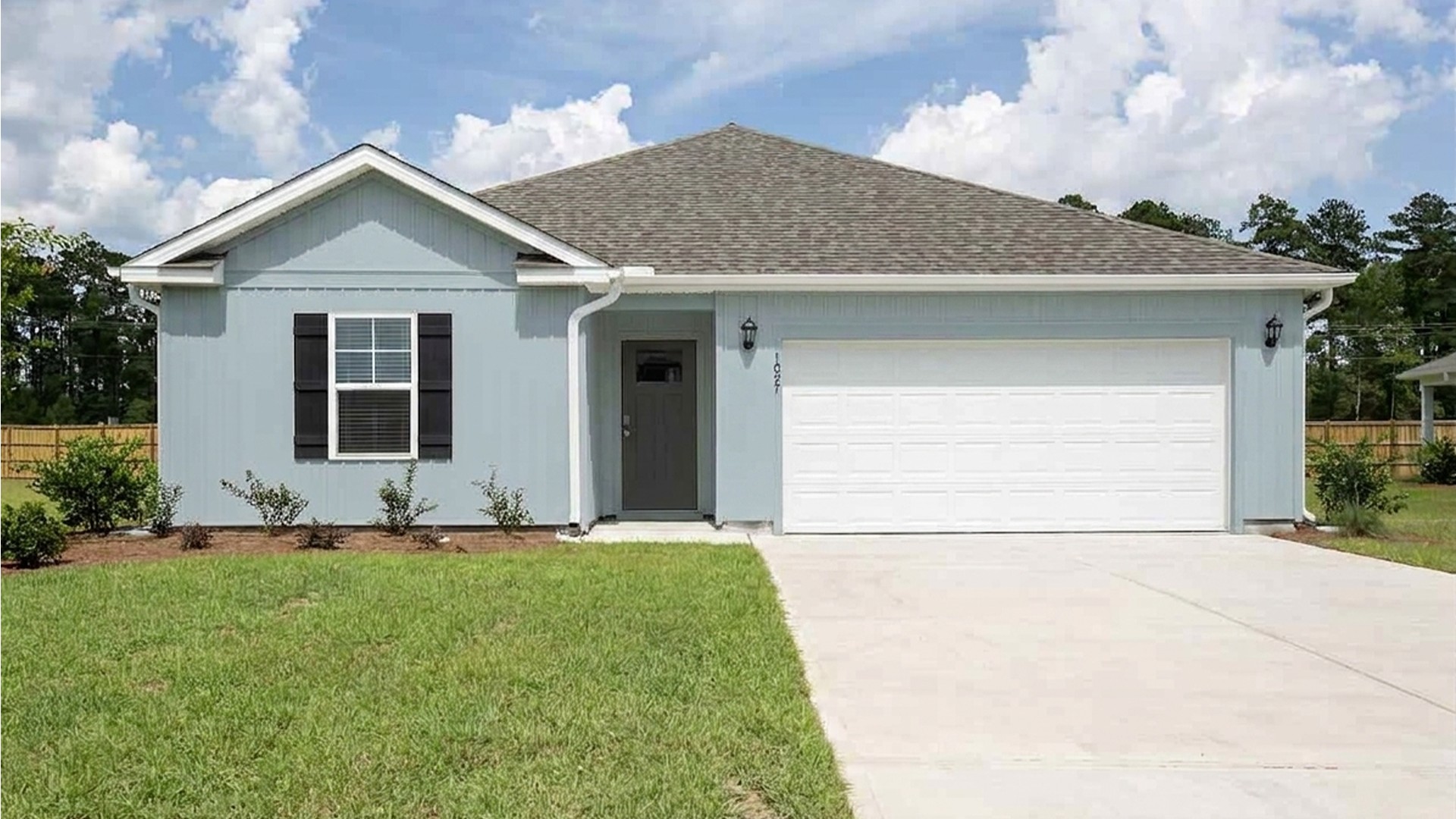 Inside this 3 bedroom, 2 bathroom home, you’ll find 1,475 square feet of comfortable living.