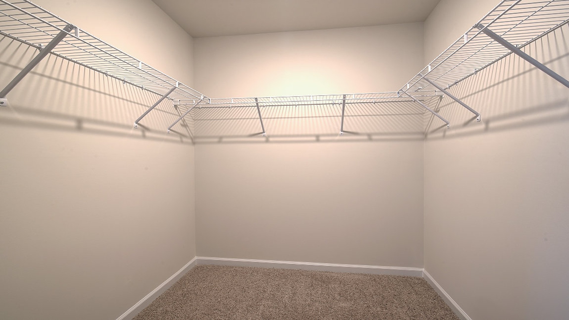 Walk-in primary closet