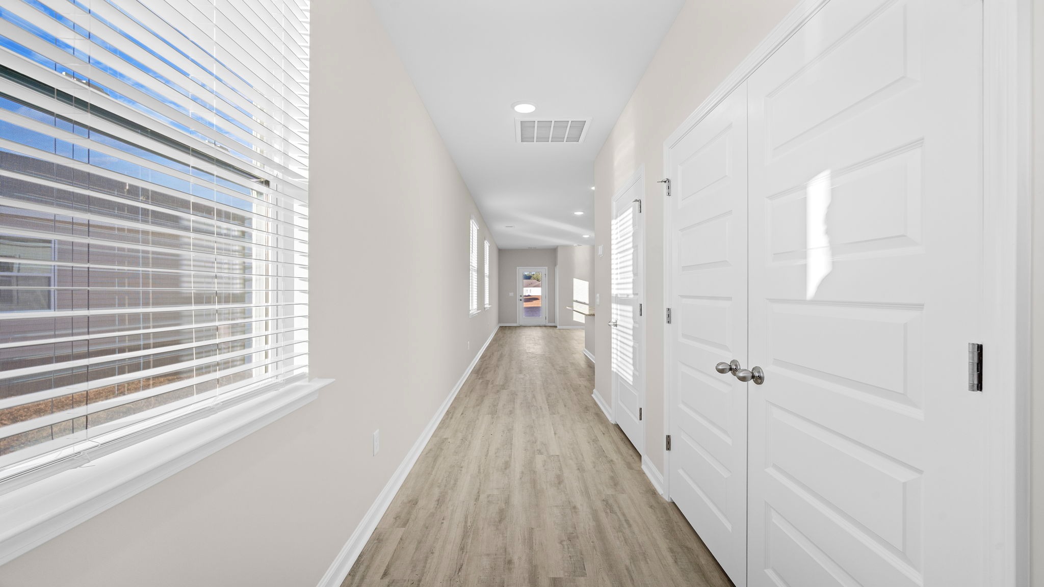 Front foyer with laundry room