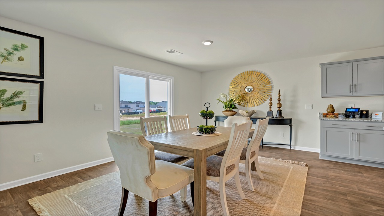 Access to back patio in dining area