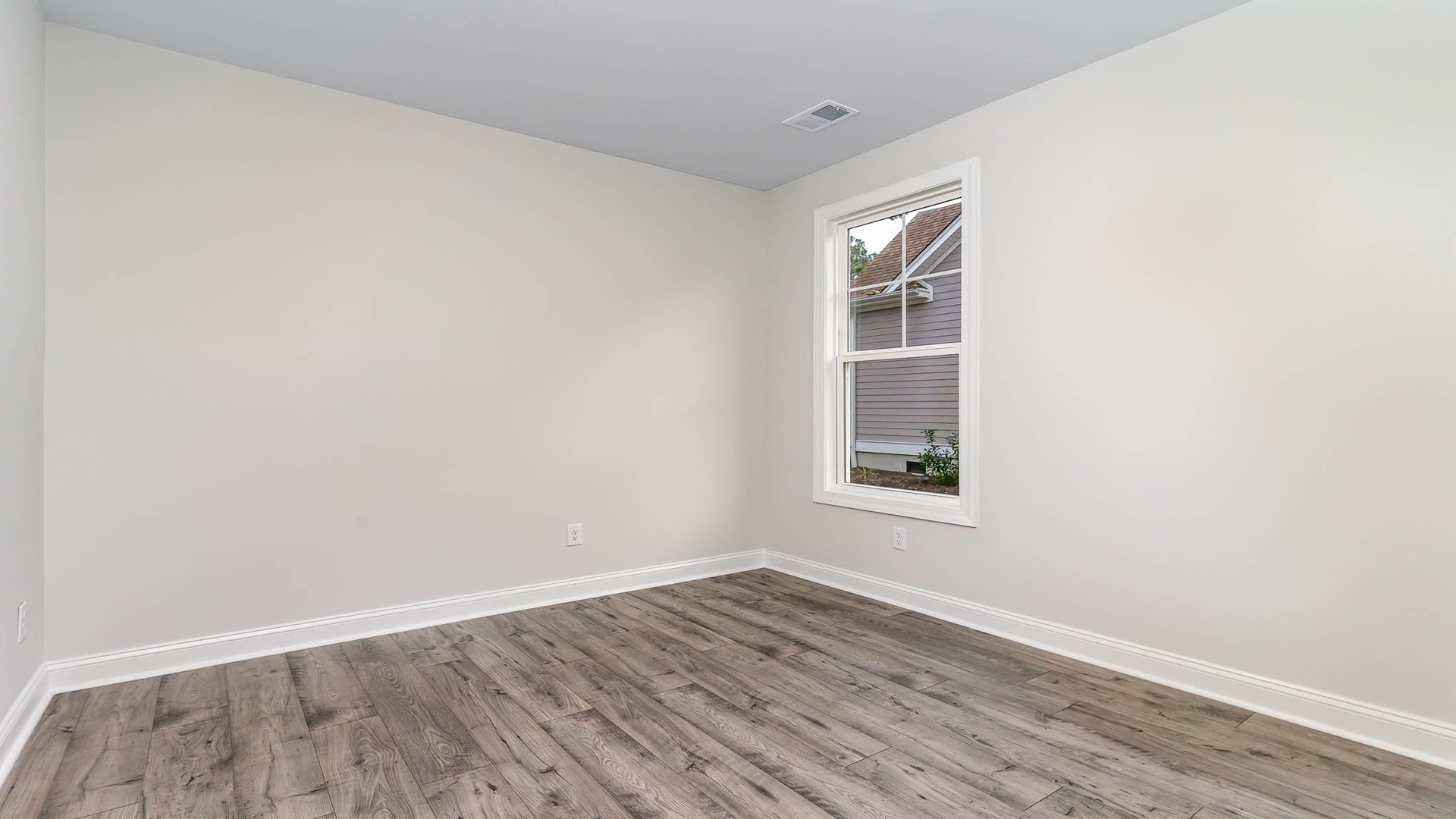 4 bedrooms in ranch-style new construction home for sale in Lake Tide Summit in Chapin
