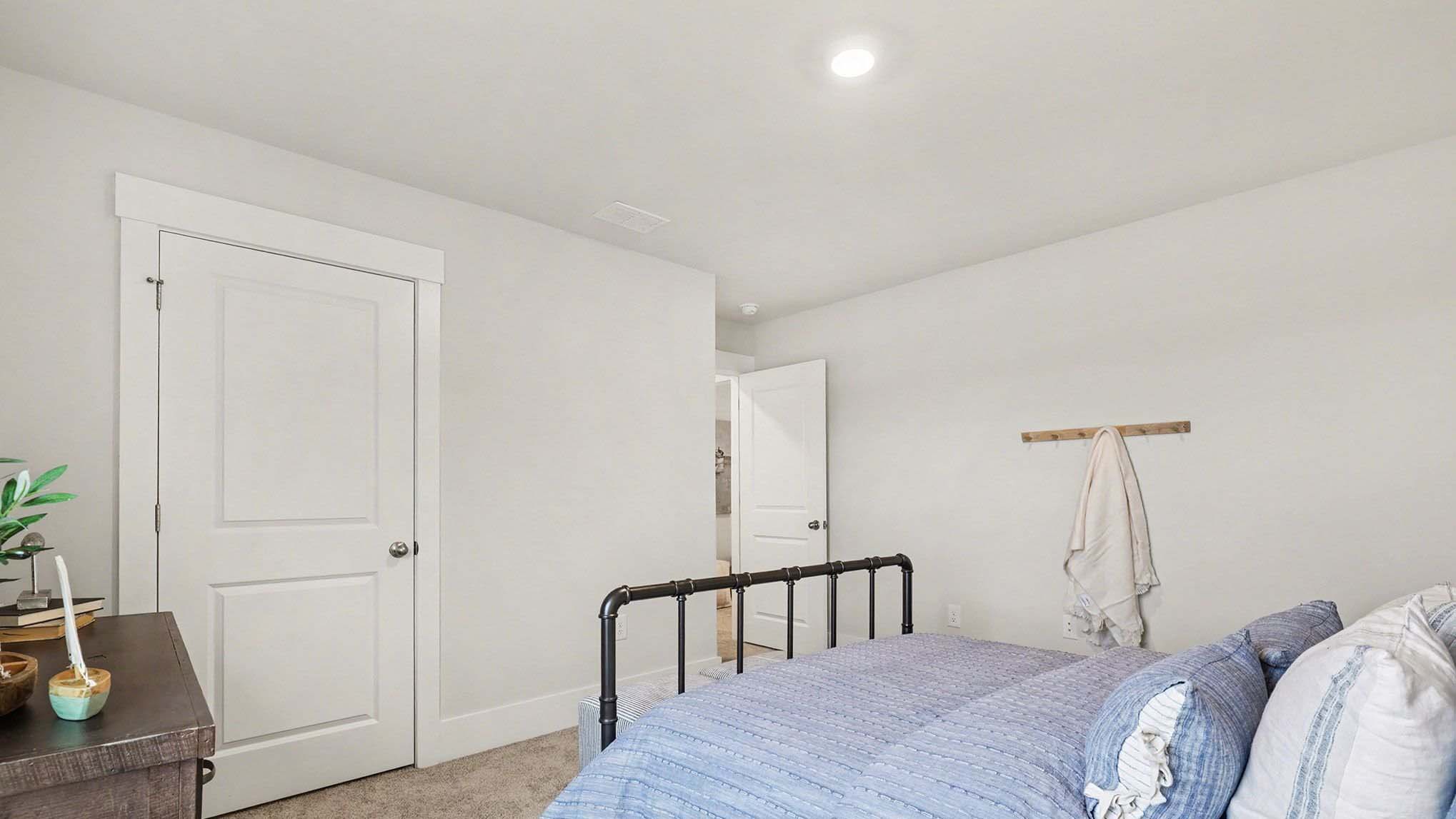 All upstairs bedrooms feature carpet flooring