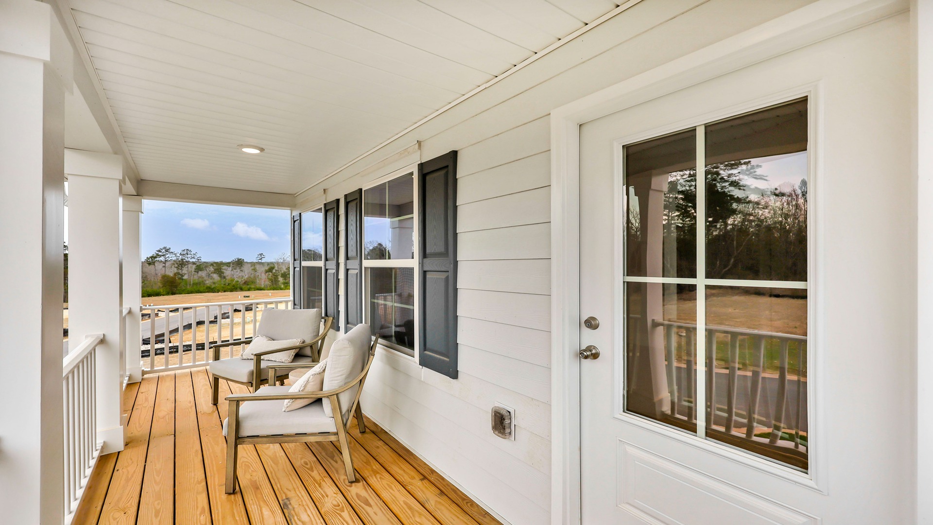 Second-story stacked porch