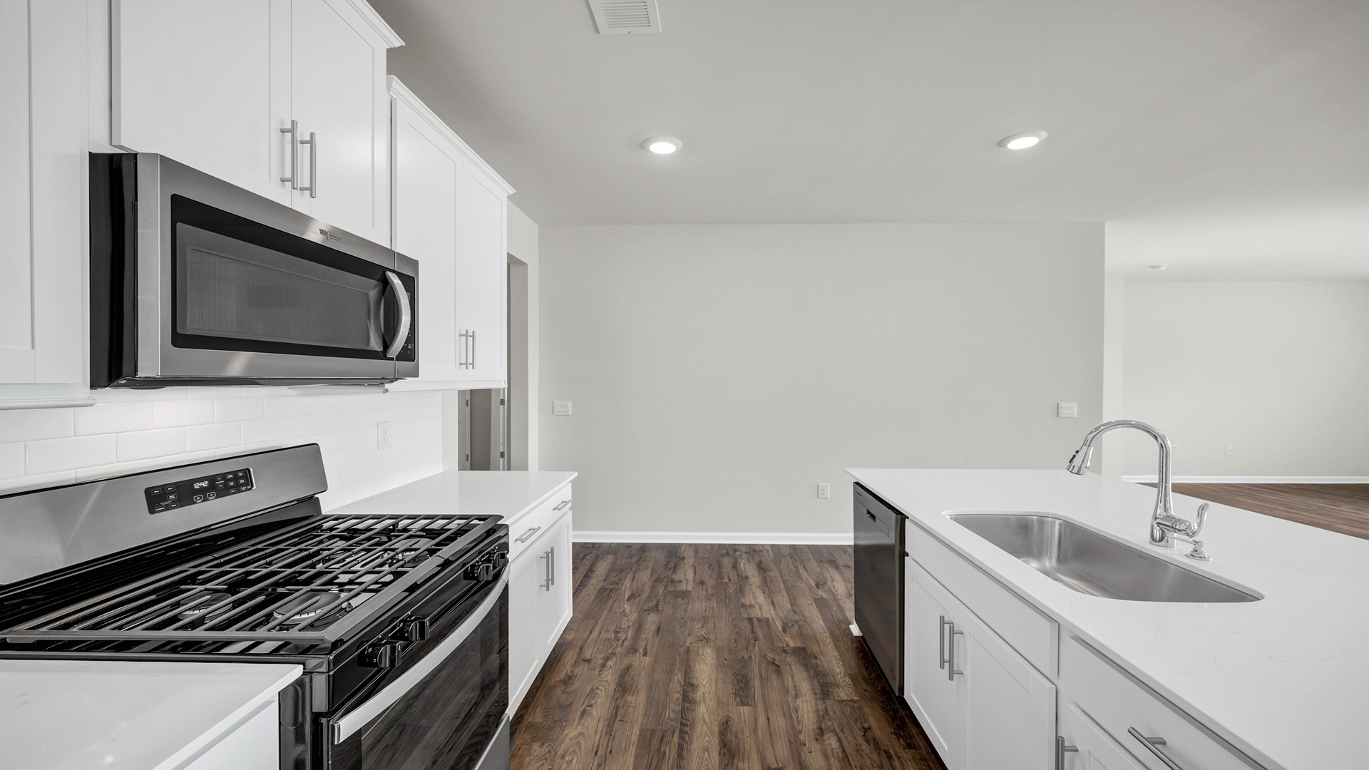 Stainless steel kitchen appliances