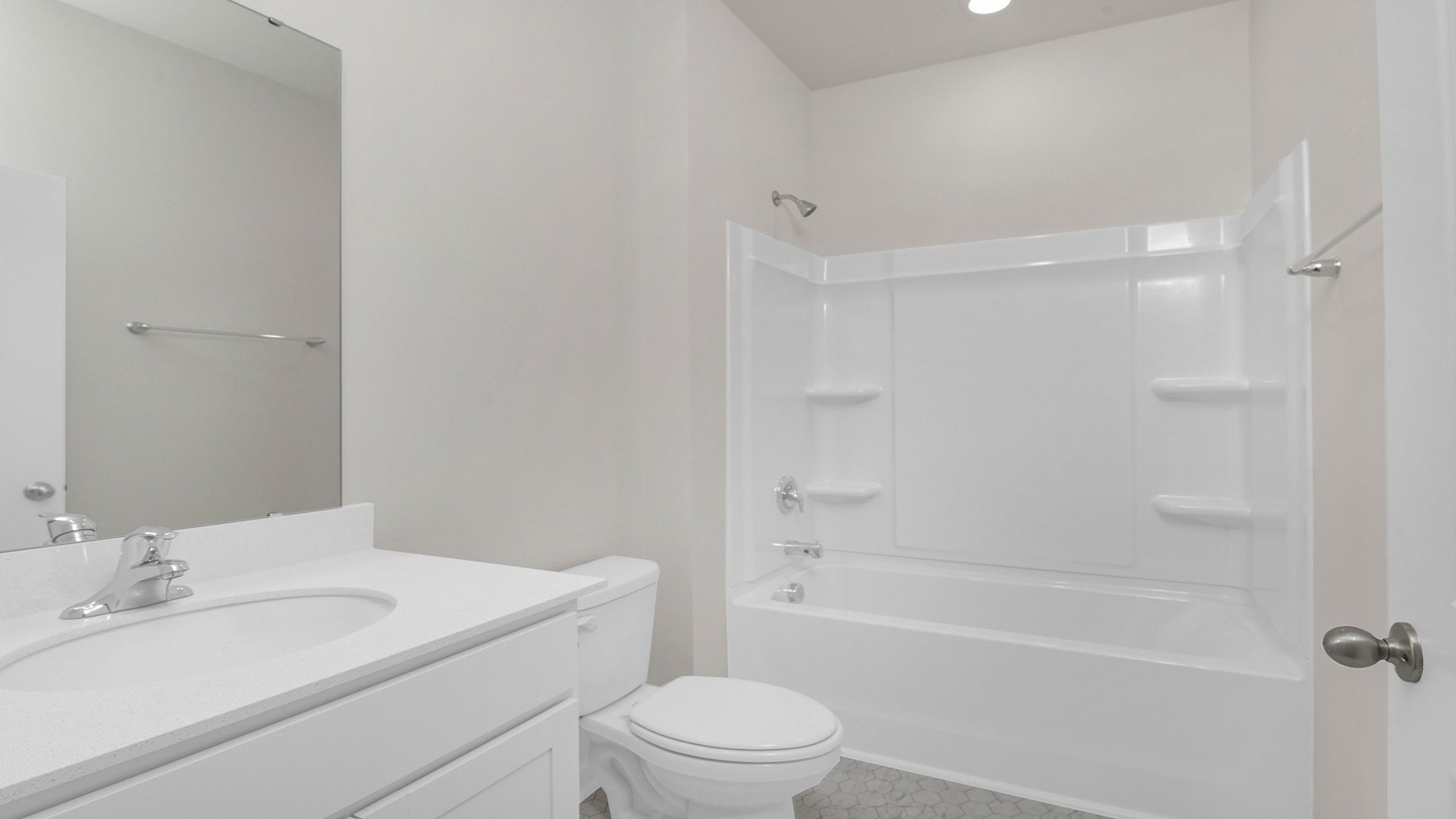 Bathroom 2 in the Dover between bedrooms 2 and 4 with a shower tub