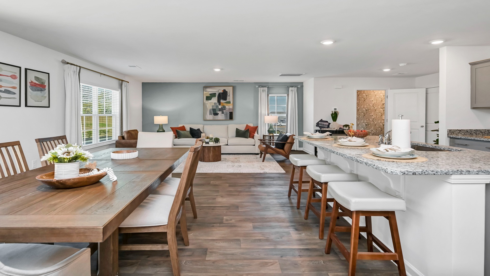 Lots of seating between the kitchen and dining areas