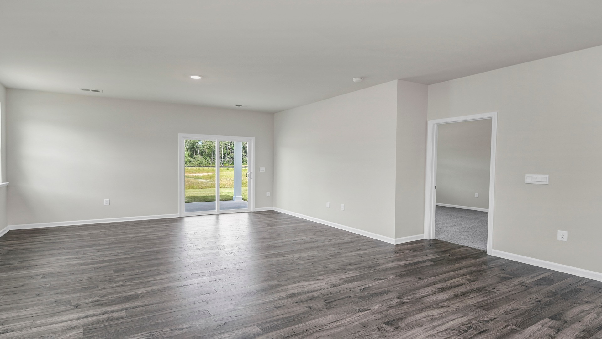 Access to primary suite of dining and living areas