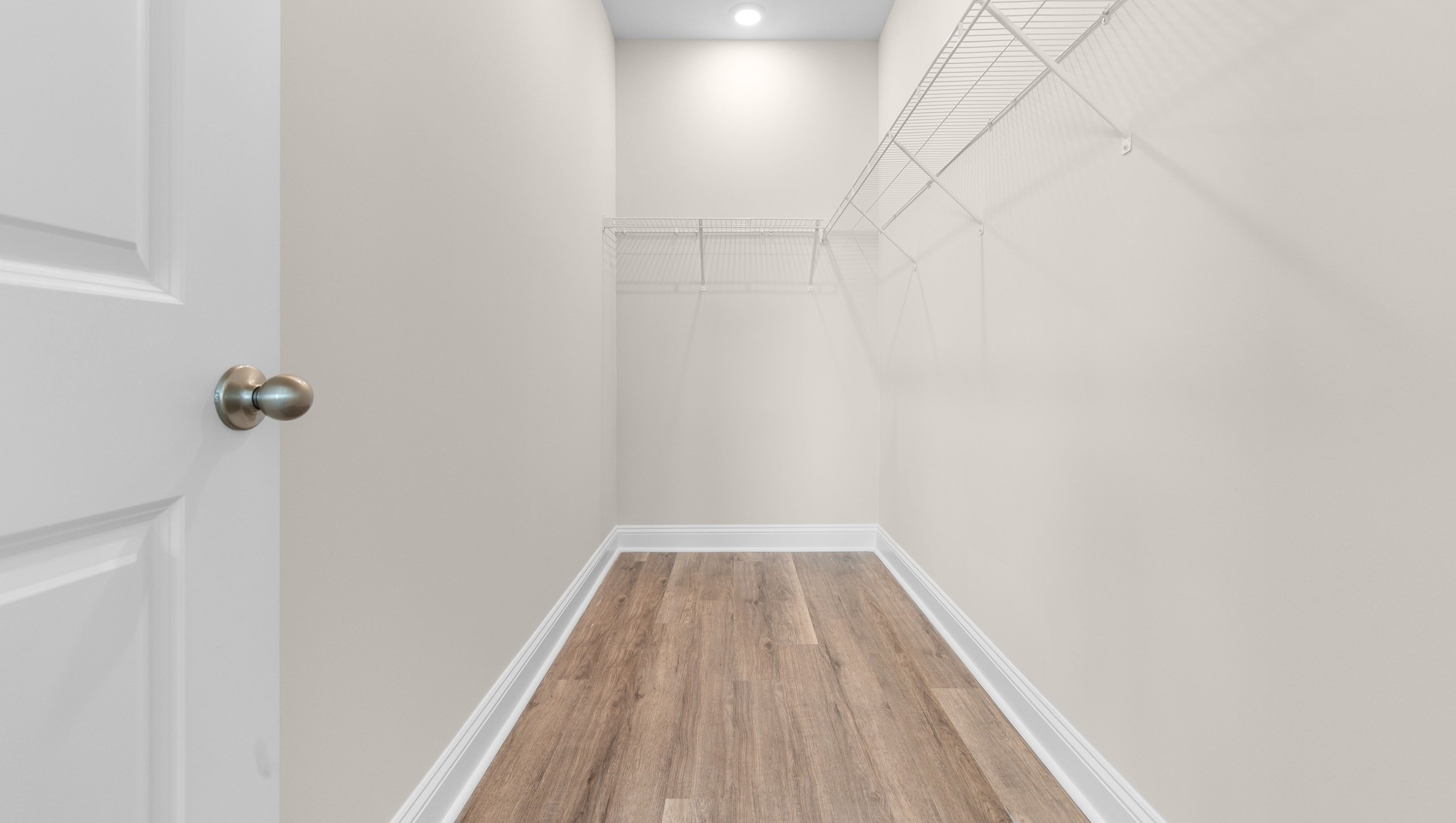 Walk-in primary closet