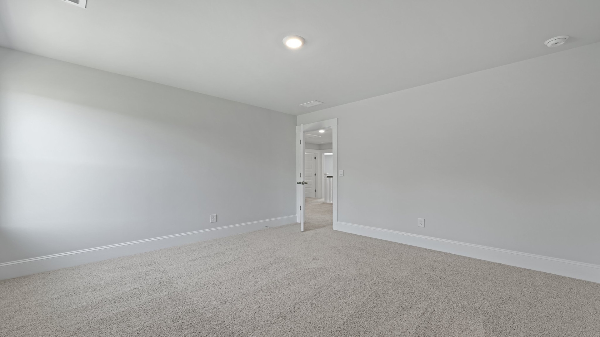 Bedroom 4 with walk-in closet