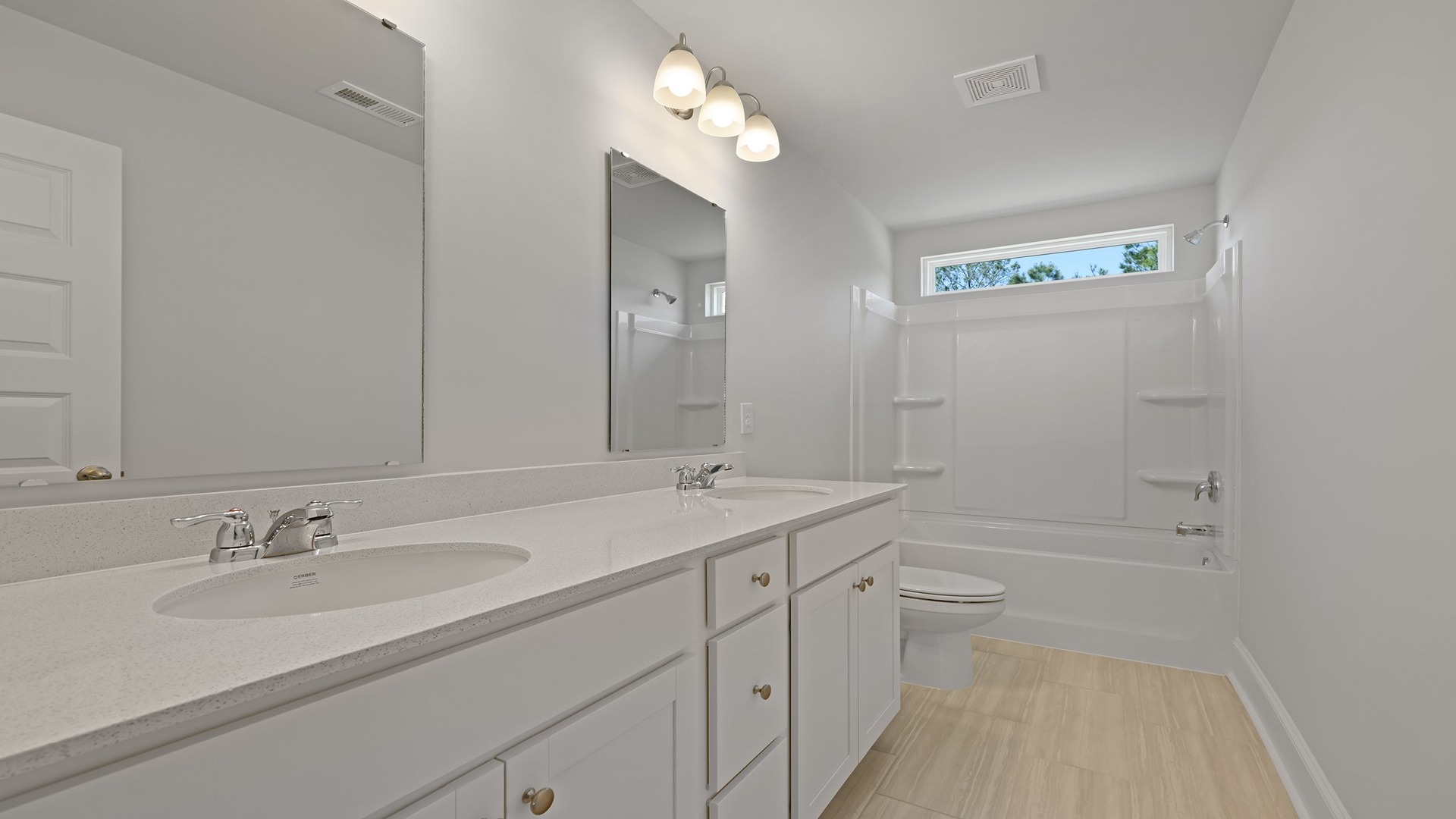 Bathroom 3 with double vanity
