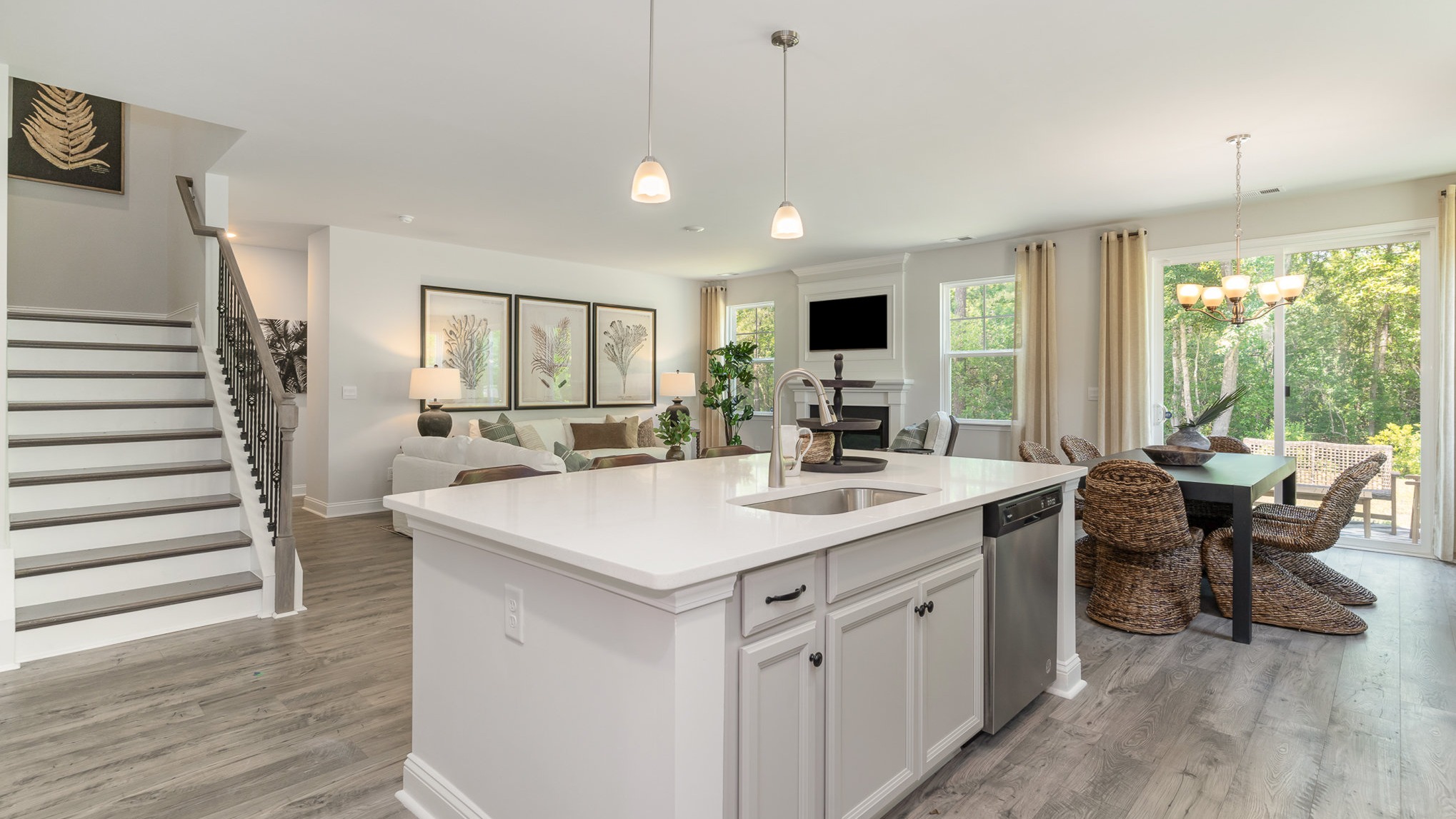 Floarting kitchen island overlooking the dining and living areas.