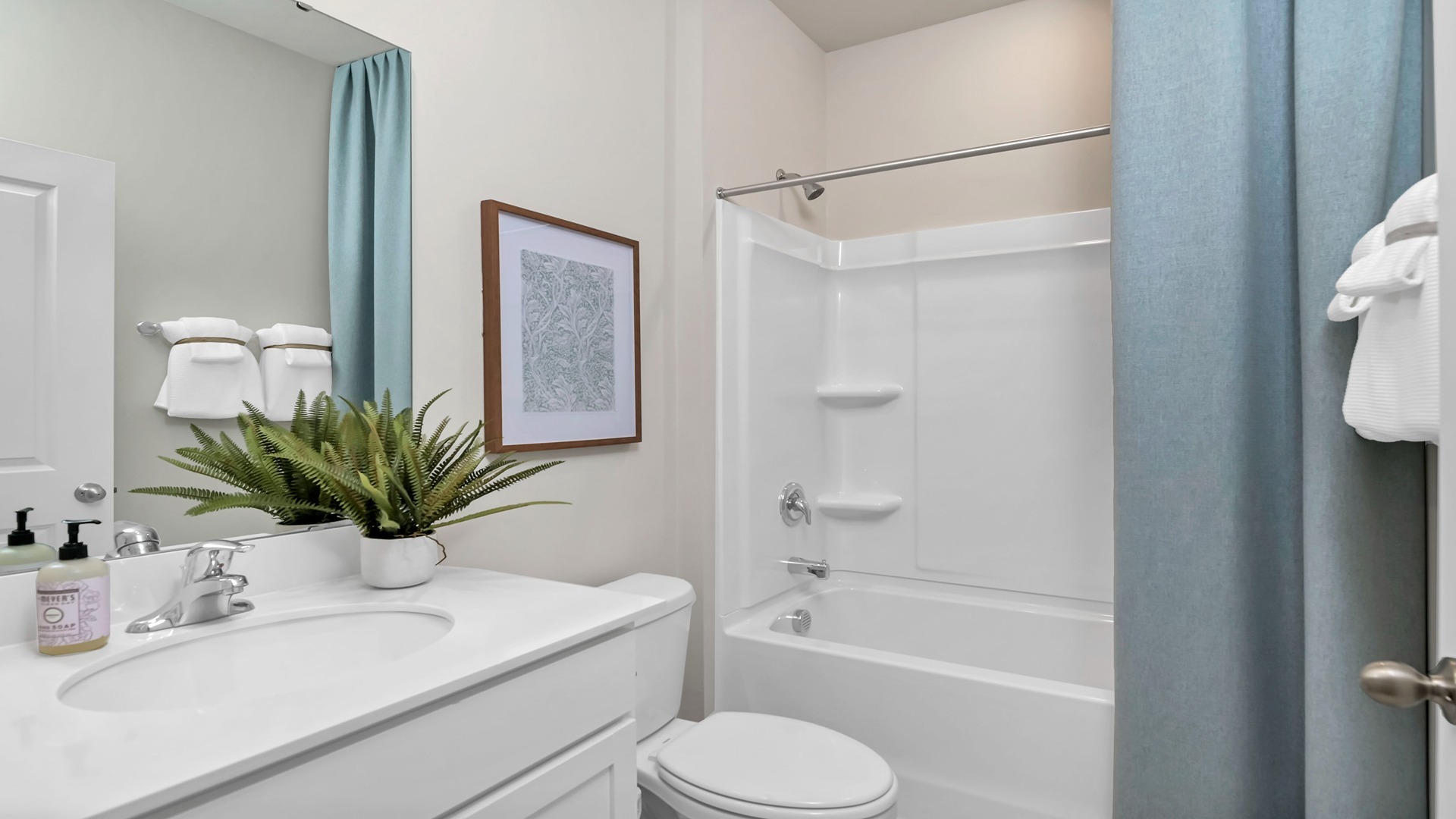 Bathroom 2 located between and shared by bedrooms 2 and 3