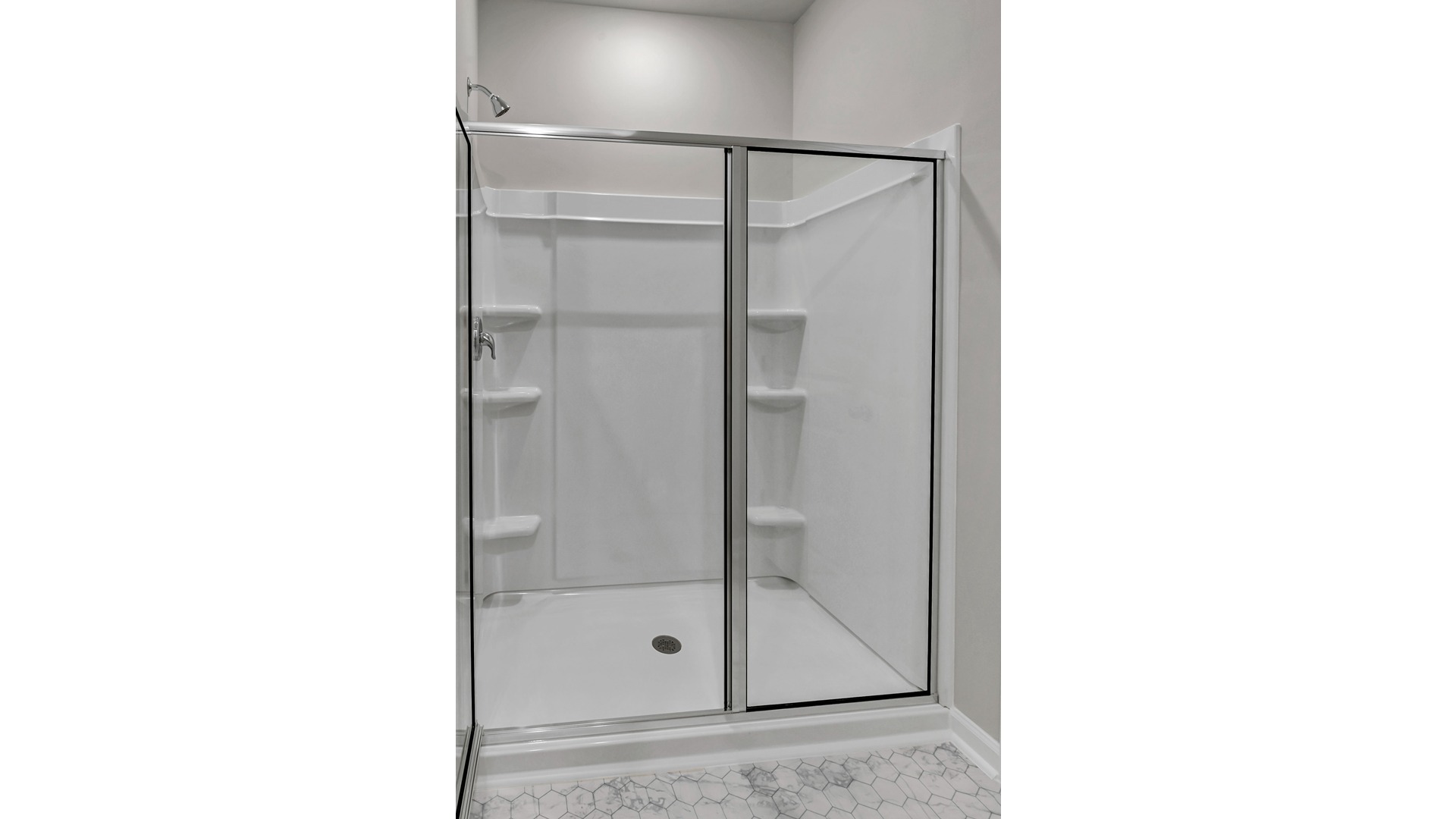 Standup primary shower will glass doors