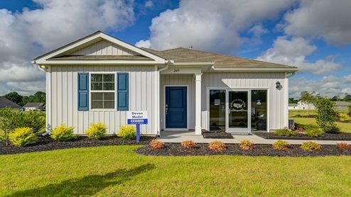 Single story Devon model home in Mulberry Landing
