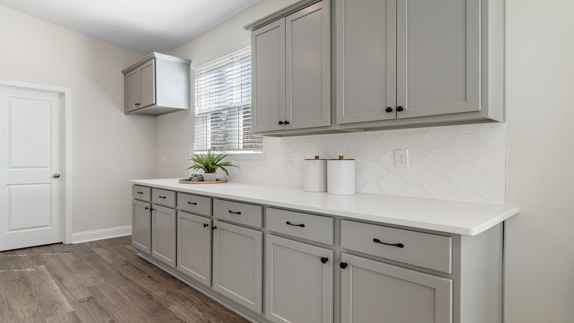 Extra cabinet and counter space in the Eaton Lexington, SC