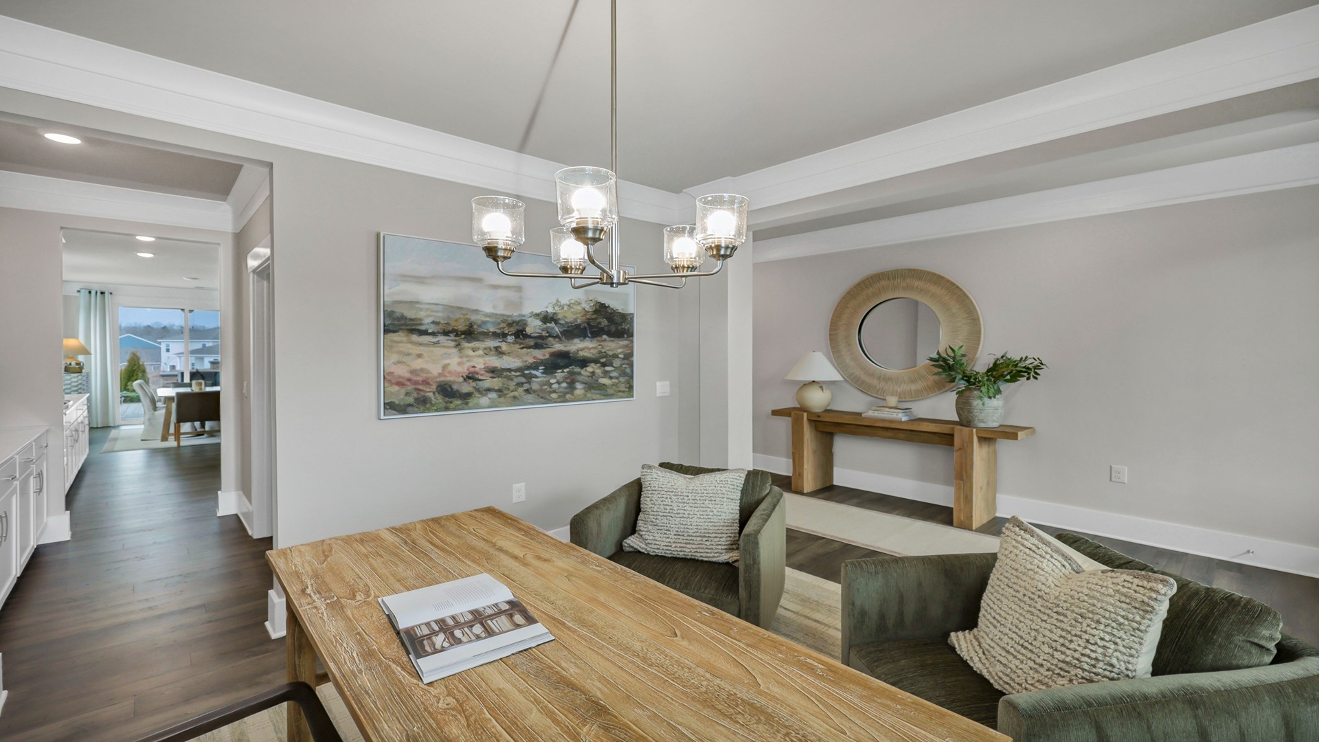Access to kitchen from flex space through Butler's Pantry