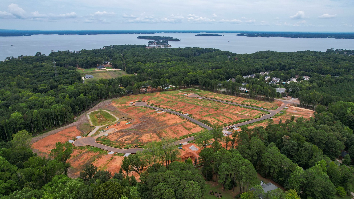 Old Chapin Reserve Drone photo showing close proximity to Lake Murray