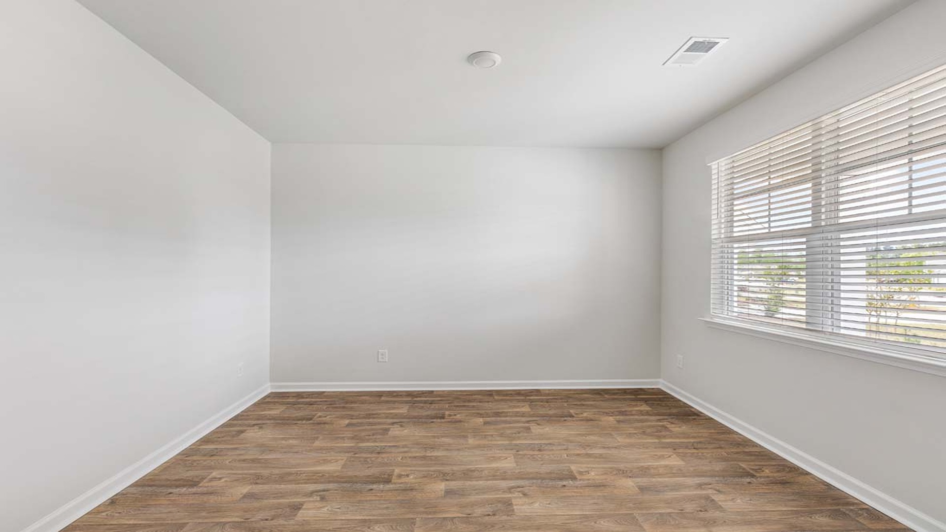 First-floor flex space off the main foyer.